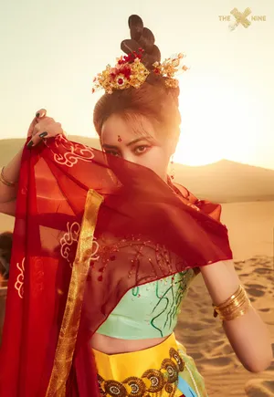 谢可寅孟佳红纱共舞风情写真图片_6