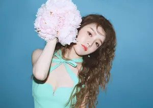 姜贞羽薄荷绿绑带裙写真图片_7