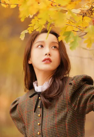 姜贞羽唯美浪漫写真图片_1