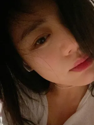 马思纯酒后眼神朦胧撩人美照图片_4