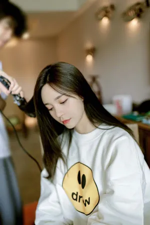 沈梦辰清爽简约私服照图片_5