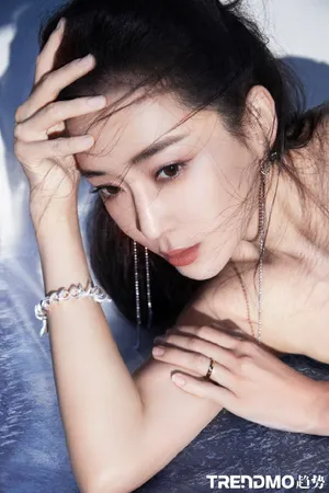 杜若溪性感摩登长裙写真图片_9