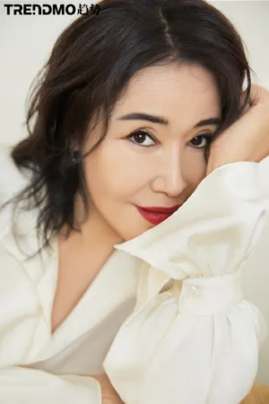 杜若溪性感摩登长裙写真图片_13