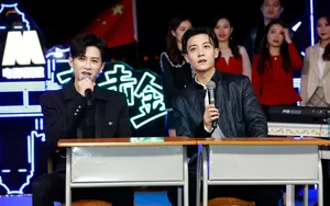 陈都灵白色连衣裙优雅贤淑美照图片