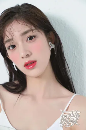 钟丽丽元气少女妆甜美写真图片_2
