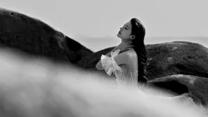 林允人鱼眼泪鳞片群唯美写真图片_8