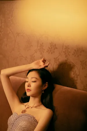 宋轶淡紫色长裙优雅写真图片_5