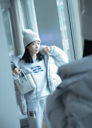 宋茜温暖冬装私服照图片