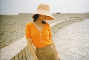 李沁落叶裙摆写真图片_6