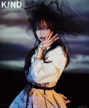 吴宣仪机械美甲造型写真图片_5