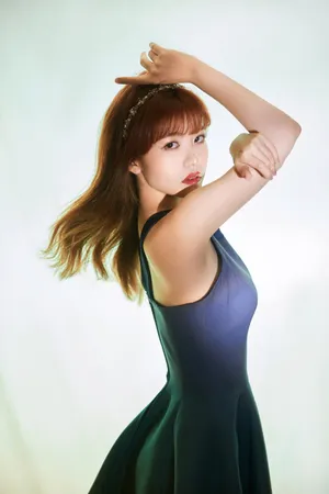 赖美云钻石发箍元气写真图片_2