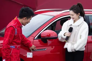 江疏影温暖冬日品牌活动图片_2