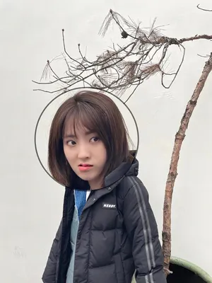 邢菲羽绒服温暖私服照图片_2