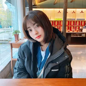 邢菲羽绒服温暖私服照图片_4