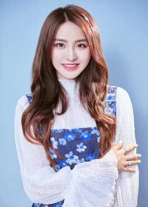 金子涵碎花裙性感写真图片_4