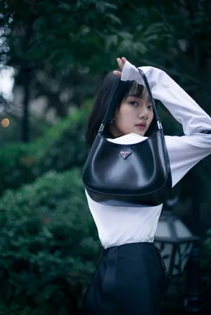演员任敏气质性感写真图片_7