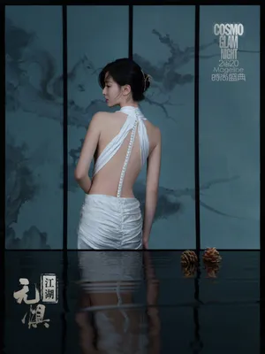 乔欣白色礼裙江湖无惧大片写真图片_2