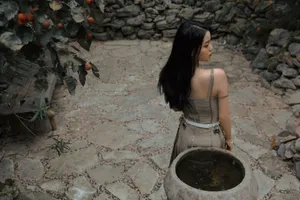 欧阳娜娜情侣锁礼裙性感写真图片_3