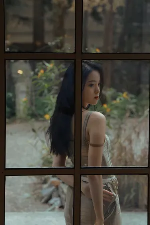 欧阳娜娜情侣锁礼裙性感写真图片_7