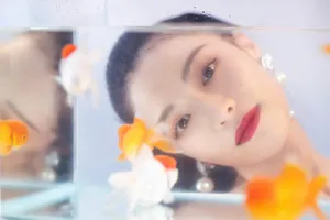 钟楚曦冰蓝流光裙性感写真图片_2