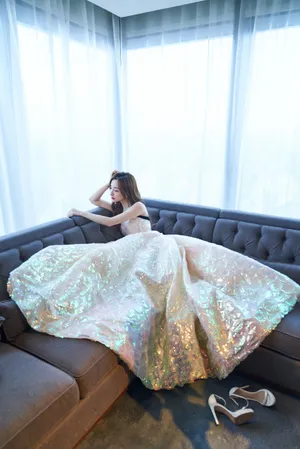 吴昕人鱼姬抹胸裙写真图片_4
