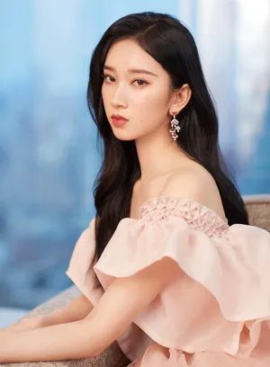 刘令姿贝壳裙柔美性感写真图片