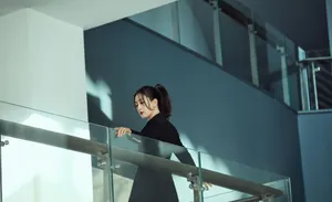 长腿美女明星马苏性感美腿超短裙诱惑写真_2