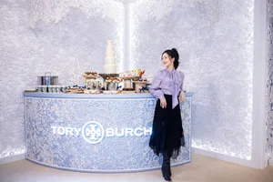 江疏影温婉香芋紫品牌活动图片_8