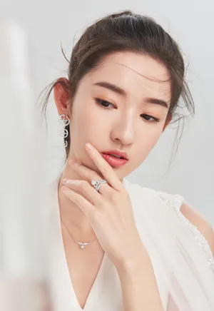 王玉雯轻甜灵秀写真图片