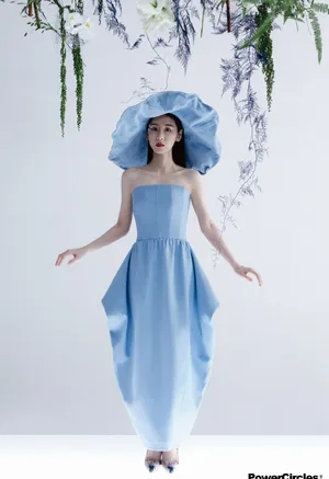张碧晨抹胸裙性感靓丽写真图片_1