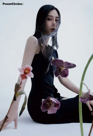张碧晨抹胸裙性感靓丽写真图片_8