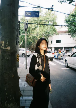 张雅钦私服街拍写真图片_3