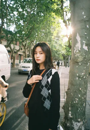 张雅钦私服街拍写真图片_9