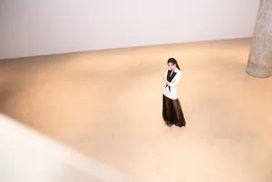 周韦彤轻纱黑裙写真图片_5