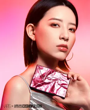 李斯丹妮酷美性感品牌代言图片
