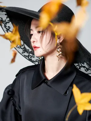 李晟黑色西装裙优雅性感写真_5