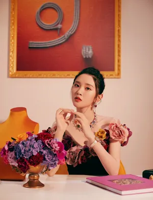 个性美女明星唐艺昕写真_7
