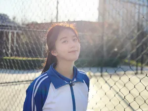 李凯馨清纯甜美校服写真图片_2