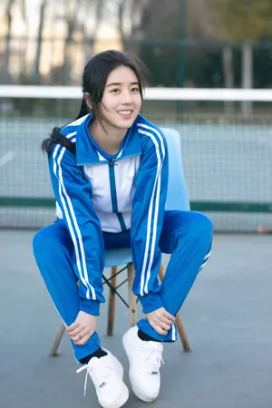 李凯馨清纯甜美校服写真图片_10