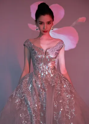 性感美女杨颖angelababy吊带裙写真