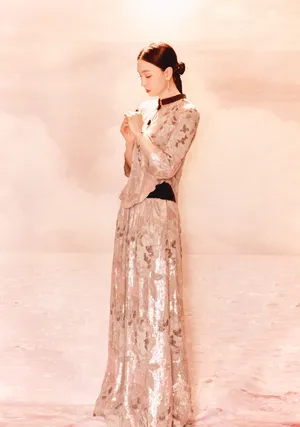 性感女神陶虹妩媚撩人写真_2