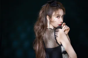 吴昕黑白蕾丝纱裙写真图片_2