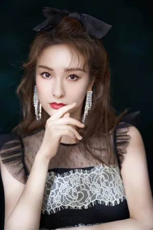 吴昕黑白蕾丝纱裙写真图片_4