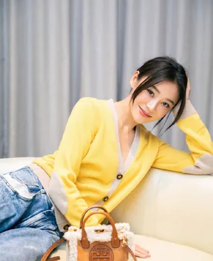 袁姗姗优雅个性写真