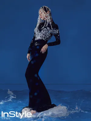 王霏霏性感妩媚时尚写真大片_7