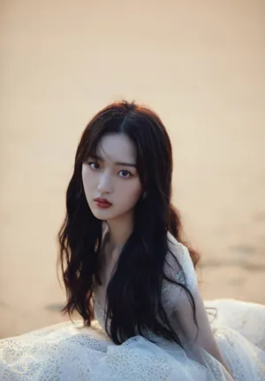 邓恩熙星光长裙性感写真图片