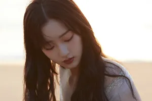 邓恩熙星光长裙性感写真图片_5