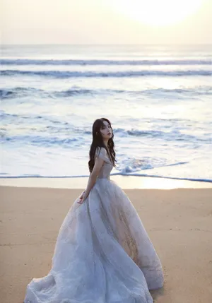 邓恩熙星光长裙性感写真图片_7