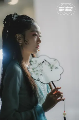 孙千演员请就位小青造型剧照图片