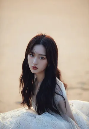 性感美女邓恩熙星光长裙迷人写真_7